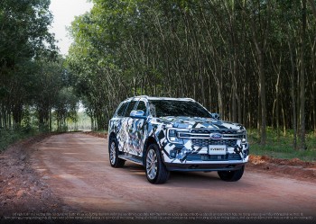 ford everest the he moi dang trong giai doan thu nghiem cuoi cung