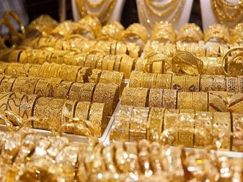 Đầu tuần, giá vàng trong nước giảm, 