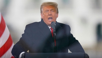 Trump mạnh mẽ lên án cuộc bạo loạn, nhiều người ủng hộ cảm thấy 