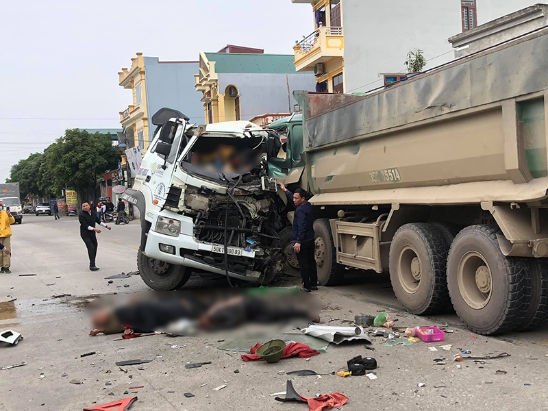Tin tức tai nạn giao thông ngày 10/1: Đạp nhầm chân ga, ô tô lao xuống vực sâu trong đêm trên núi Sơn Trà