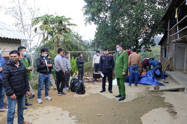 Tin tức pháp luật sáng 18/1: Bắt khẩn cấp tên cướp chuyên dùng dao uy hiếp phụ nữ trên QL1