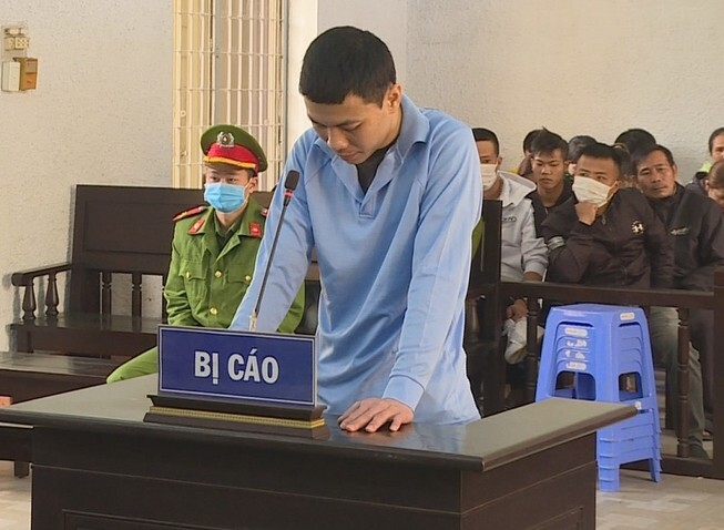 Tin tức pháp luật chiều 18/1: Cựu Giám đốc Sở Ngoại vụ làm giả giấy tờ cho người đi Mỹ