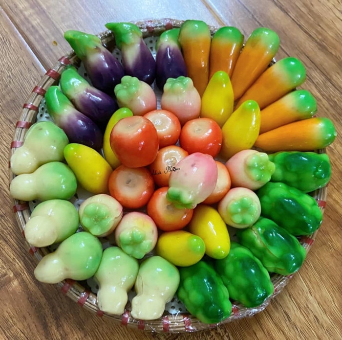 Mâm cơm cúng ông Công ông Táo đẹp như tranh vẽ khiến dân mạng xuýt xoa