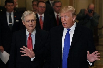 Vừa "tái xuất", ông Trump gay gắt kêu gọi loại bỏ lãnh đạo Đảng Cộng hòa