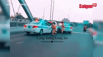 Camera giao thông: "Xe điên” náo loạn thành phố khiến CSGT truy đuổi như phim hành động