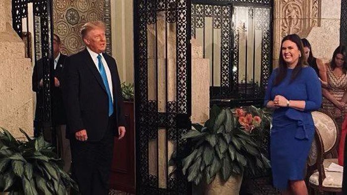 Ông Trump bất ngờ xuất hiện ở sự kiện tranh cử của nhân viên thân cận