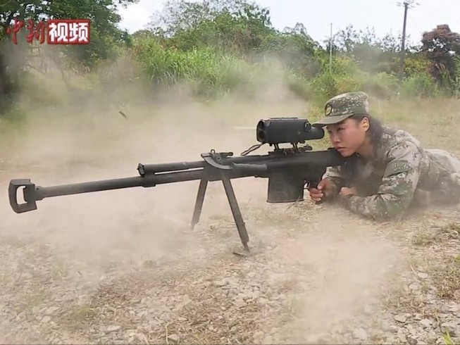 Bắc Kinh tung video lính bắn tỉa diễn tập, thông điệp 'nhắm' tới Hong Kong?