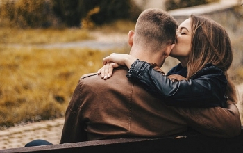 Tử vi hôm nay 10/4/2021: Kim Ngưu sầu muộn day dứt vì đang 