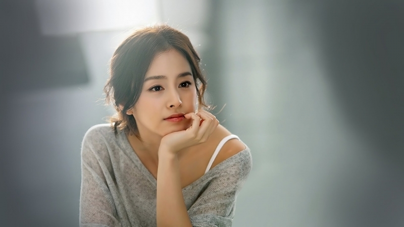 Tử vi hôm nay 21/4/2021: Tuất dễ rơi vào mối quan hệ tình cảm tay ba, cần hạ quyết tâm không bước qua ranh giới