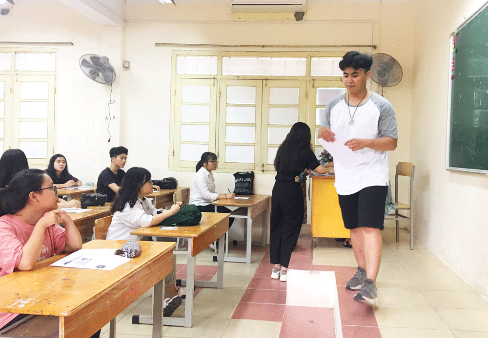 Thi THPT quốc gia 2020: Thí sinh mặc quần cộc, áo ba lỗ sẽ bị 