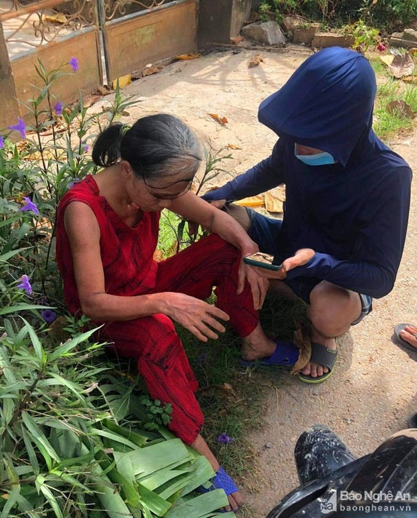 Tin tức 24h trong ngày mới nhất: Cứu 5 ngư dân Thanh Hóa bị chìm tàu trên biển