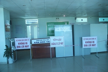 Tin tức thời sự 24h trong ngày mới nhất: Mang giường lên ủy ban xã nằm ăn vạ vì bị yêu cầu cách ly