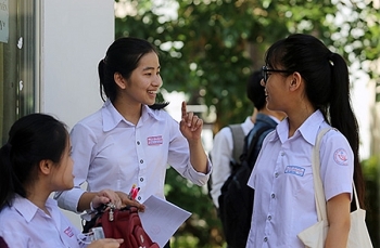 thi sinh dat 975 diem ngu van tai ky thi tot nghiep thpt quoc gia da xuat hien