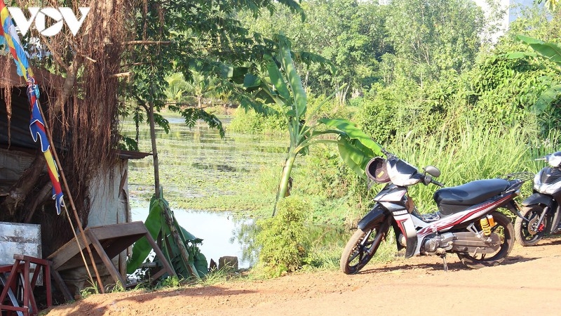 2912 vov bo ho gan nha noi xay ra vu duoi nuoc thuong tam oaet