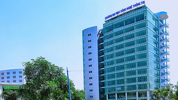 2408 yiym san yyi hyc cong nghy thong tin