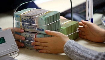 lai suat ngan hang moi nhat hom nay 59 ky han 6 thang cao nhat chi 57 gia vang tiep tuc lao doc