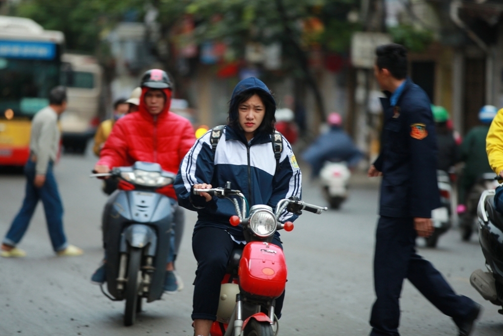 3007 4343 ha noi ret dam