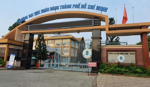 diem san dai hoc ngan hang tp hcm nam 2020 dieu chinh moi nhat