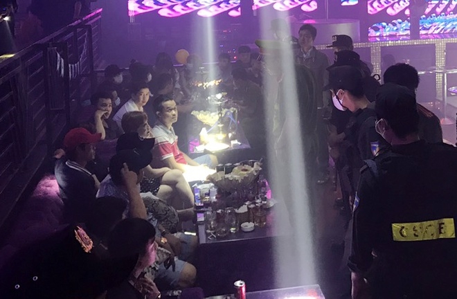 3141 quan bar