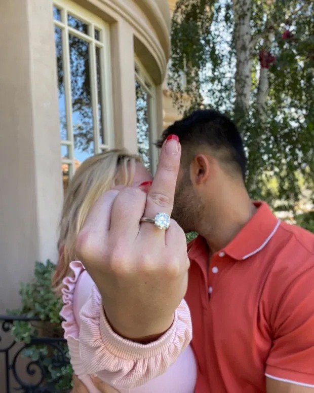 Britney Spears đang thương thảo hợp đồng tiền hôn nhân với bạn trai để bảo toàn tài sản
