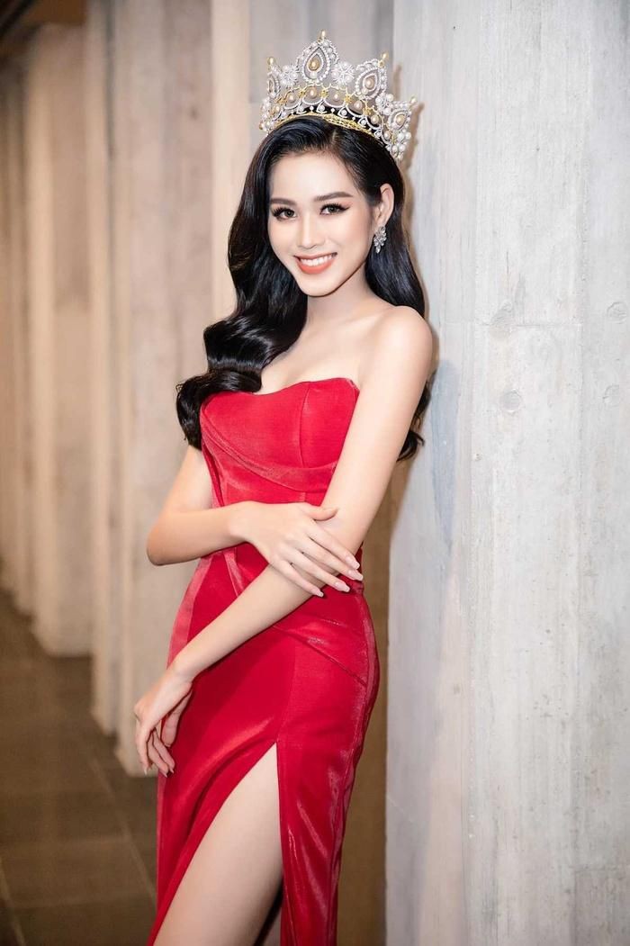 Top 4 người đẹp Việt sẽ tham gia 'đấu trường nhan sắc' quốc tế năm 2021