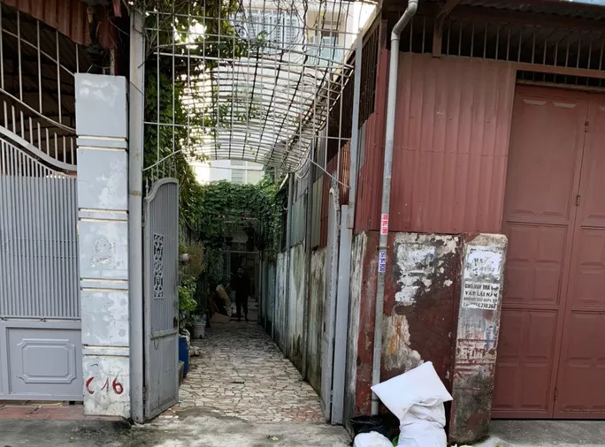 Thông tin pháp luật chiều 5/10: Nữ quản lý nhà hàng ăn 
