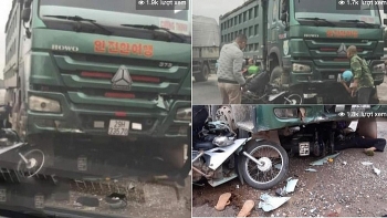 Tai nạn giao thông sáng 18/10: Xe "hổ vồ" cuốn 2 xe máy và 3 người vào gầm