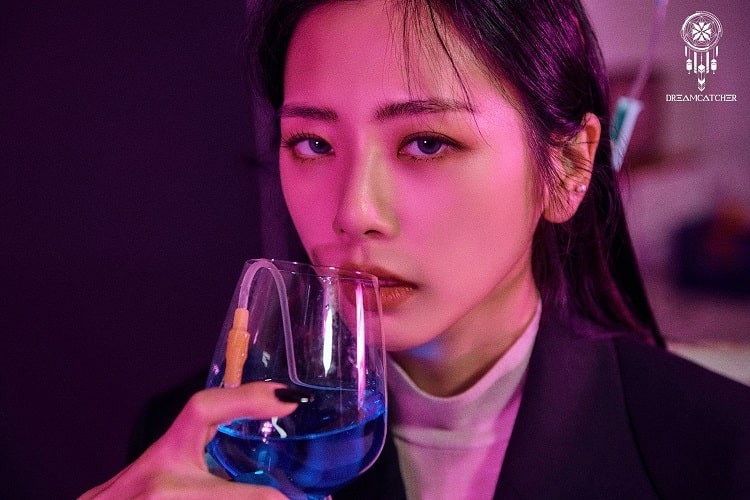 Top 5 nữ idol đẹp nhất Kpop: JiU giữ ngôi vị quán quân