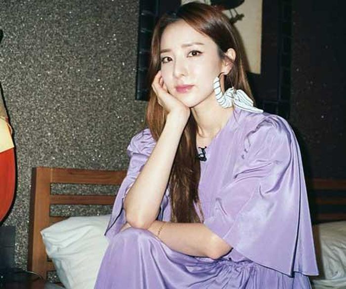 Top 5 nữ idol đẹp nhất Kpop: JiU giữ ngôi vị quán quân