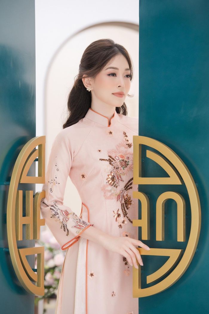 Ba nàng hậu Đỗ Mỹ Linh, Ngọc Hân, Phương Nga đọ sắc với áo dài