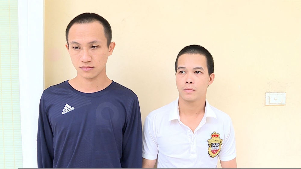 Thông tin pháp luật sáng 8/11: Kẻ giật tài sản, kéo lê thiếu nữ trên đường bị bắt khi đang lẩn trốn ở nghĩa trang