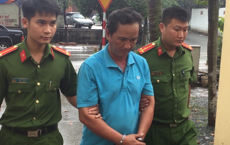 Tai nạn giao thông sáng 21/11: Ô tô và xe máy đâm trực diện, hai nạn nhân văng xa, tử vong thương tâm