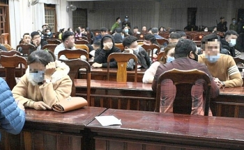 Thông tin pháp luật chiều 6/12: Cảnh sát đột kích, 