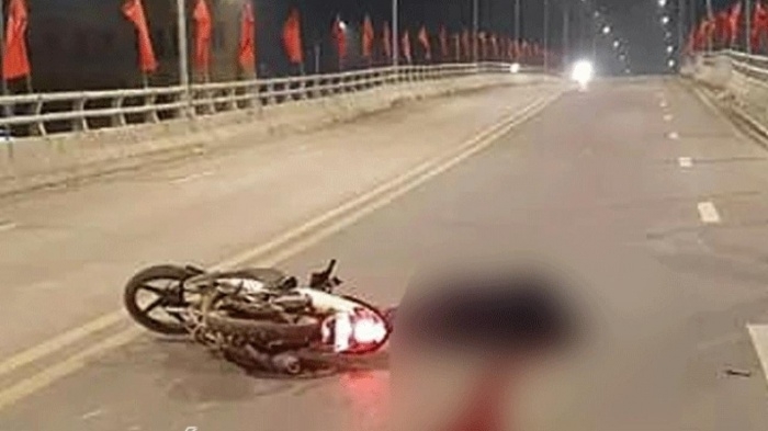 Tai nạn giao thông sáng 7/12: Xe tải chở lợn va chạm với xe máy trên QL3 khiến 2 bố con tử vong trên đường về nhà