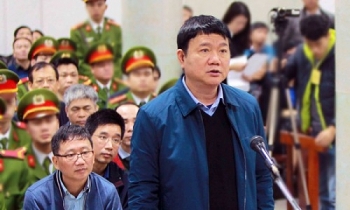 Di lý cựu Bộ trưởng Đinh La Thăng vào TPHCM để chuẩn bị hầu tòa