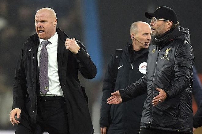 Vì sao Klopp đòi tẩn HLV của Burnley trong đường hầm sân Anfield?