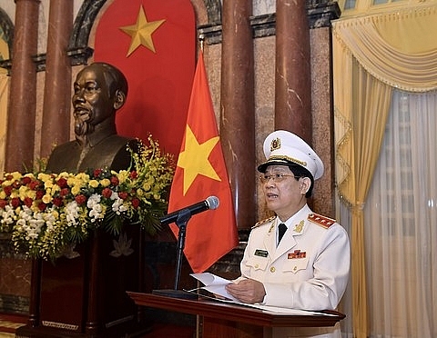 Chân dung Thứ trưởng Bộ Công an được thăng quân hàm Thượng tướng