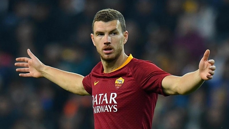 Tin chuyển nhượng ngày 25/1: Chelsea cạnh tranh với MU giành đồng đội của Messi