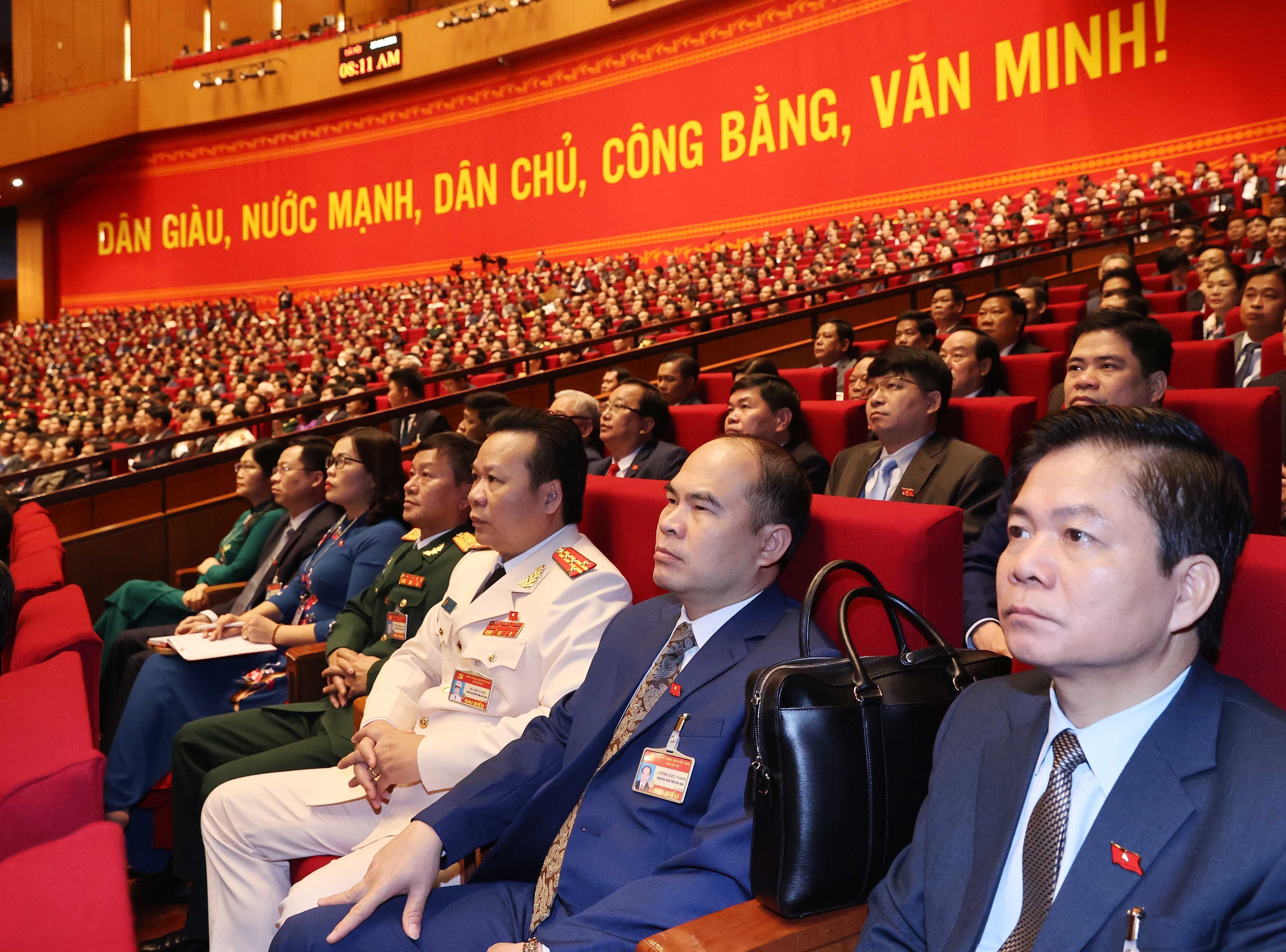 Dai hoi XIII: Phat huy loi the kinh te bien, bao ve chu quyen bien dao hinh anh 1