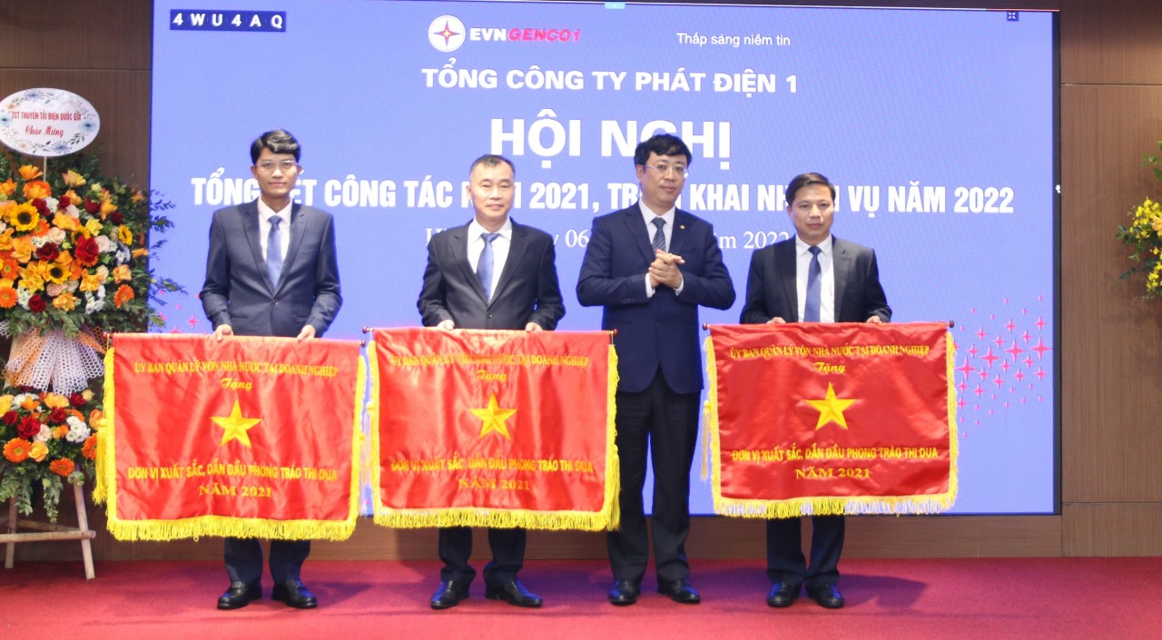 Tiếp tục xứng đáng là đơn vị dẫn đầu khối sản xuất của EVN trong năm 2022