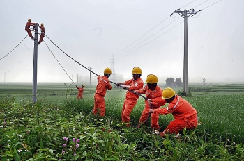 Điện lực Việt Nam - 66 năm thắp sáng niềm tin