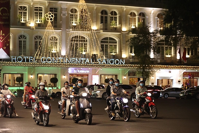 Người dân cả nước háo hức chào đón Giao thừa Người dân cả nước háo hức chào đón Giao thừa