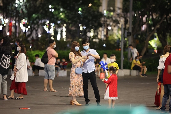 Người dân cả nước háo hức chào đón Giao thừa Người dân cả nước háo hức chào đón Giao thừa
