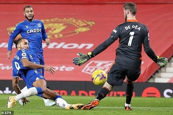 Huyền thoại MU đòi 'trảm' thủ môn David De Gea