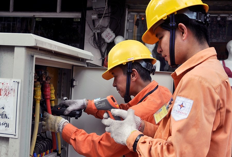 CBCNV Tập đoàn Điện lực Việt Nam phấn đấu đạt 10.000 sáng kiến trong giai đoạn 2022 – 2023. 