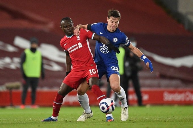 Liverpool gây thất vọng trên sân nhà