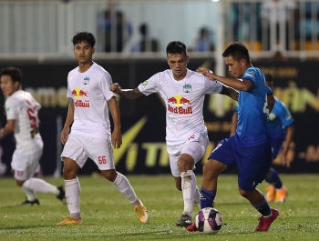 tin tuc bong da viet nam ngay 244 hlv kiatisak cam on clb an giang