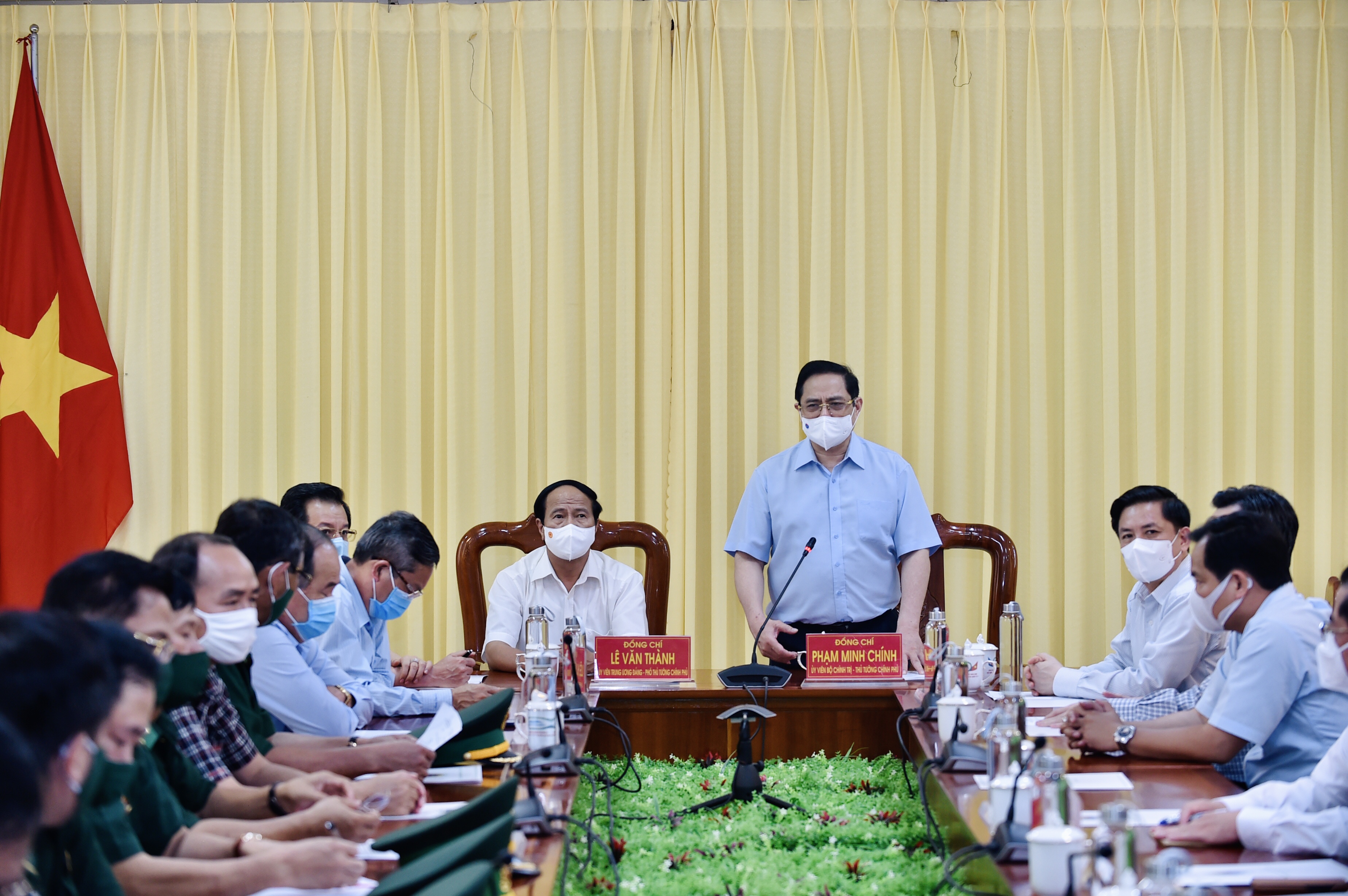 Thủ tướng Chính phủ yêu cầu thực hiện 8 nhiệm vụ trong tâm trong công tác phòng chống dịch COVID-19