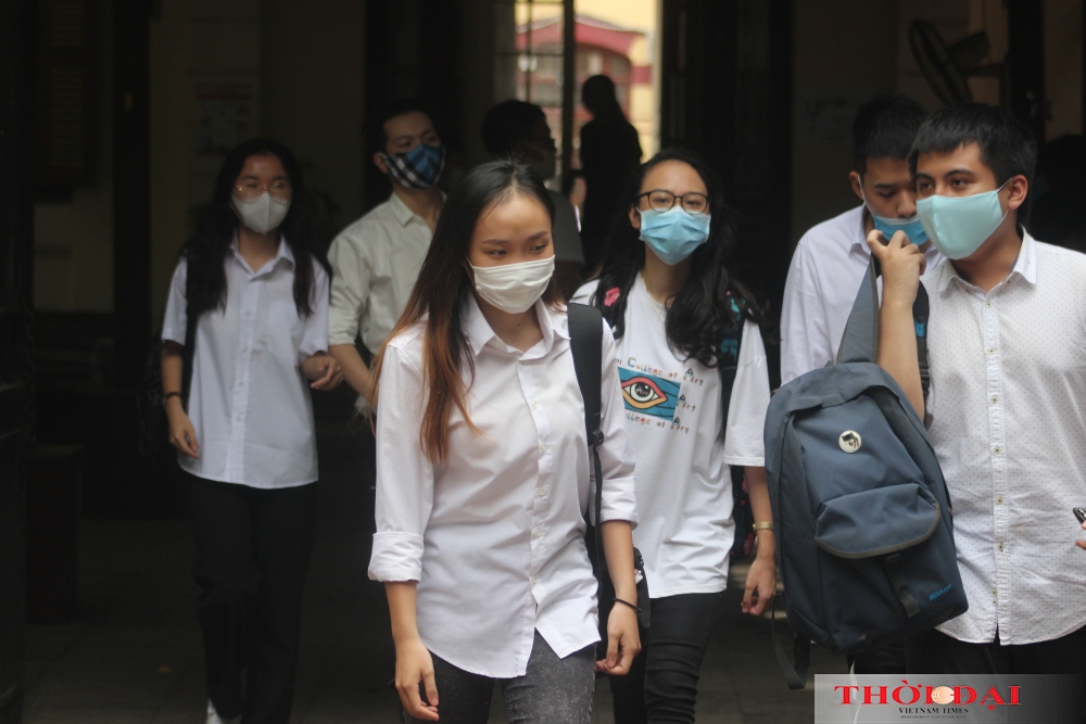 Học sinh ở Hà Nội kết thúc năm học sớm (Ảnh Ngọc Diệp)