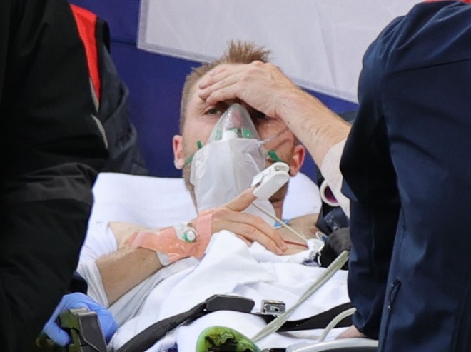 Christian Eriksen đột quỵ ngay trên sân, Đan Mạch thua sốc Phần Lan